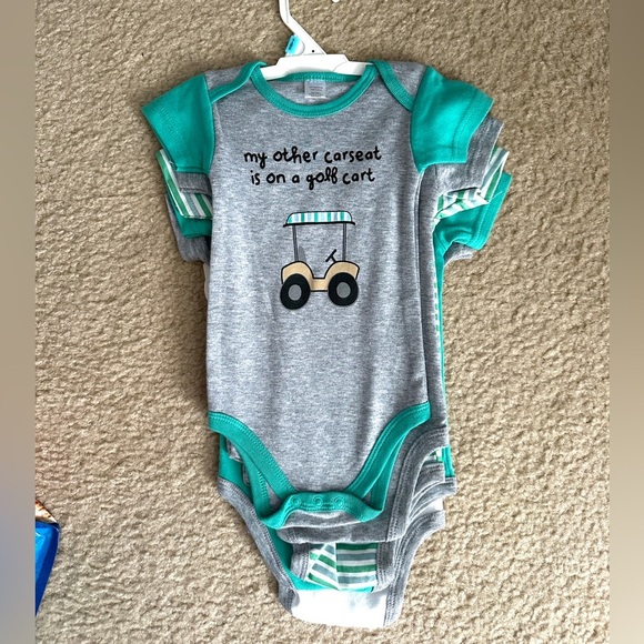 6-9 Months Baby Onesies NWT Set - Picture 1 of 8
